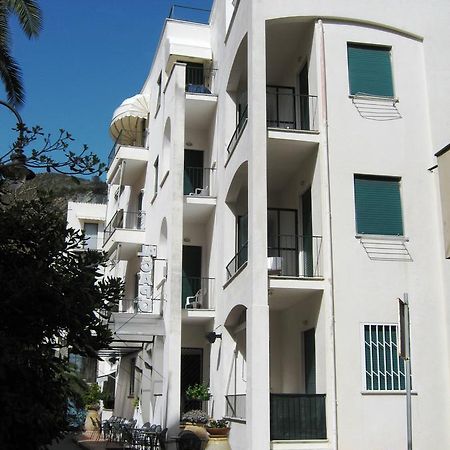 Hotel Al Capo Varigotti Εξωτερικό φωτογραφία