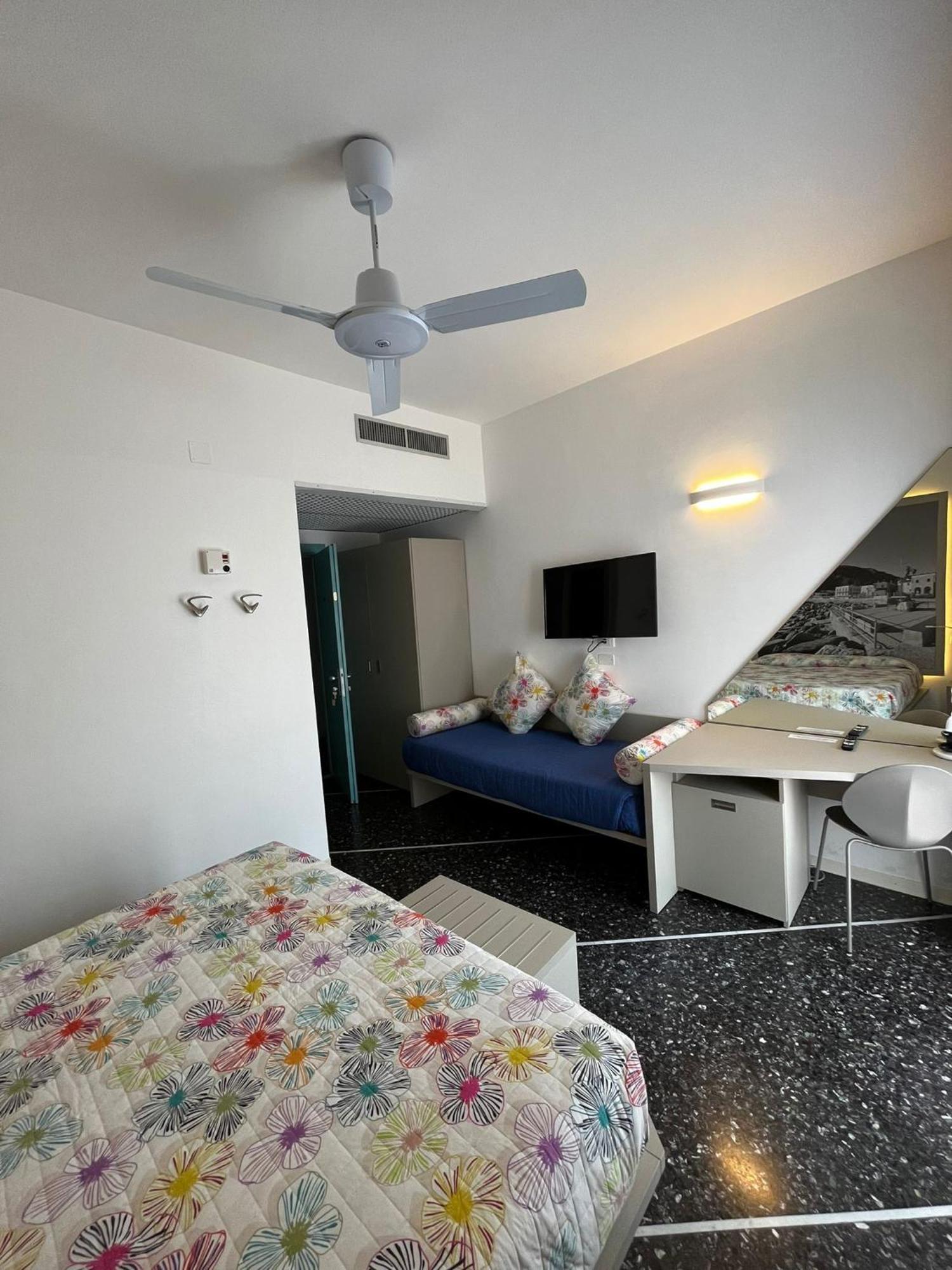 Hotel Al Capo Varigotti Εξωτερικό φωτογραφία